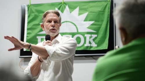 Παύλος Γερουλάνος στο TheTOC: Έχω την εμπειρία να διασφαλίσω την ενότητα του ΠΑΣΟΚ - Δεν με &quot;κρατάει&quot; κανένας στην πολιτική