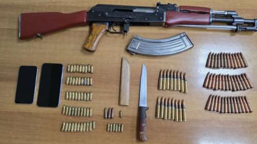 Ηράκλειο Κρήτης: Καταγγελία σε βάρος 28χρονου για revenge porn με ανήλικη, μίνι οπλοστάσιο στο σπίτι του