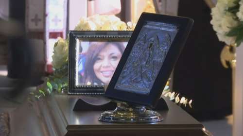 Σέρρες: Το τελευταίο αντίο στην Παρθένα Κουτμερίδου- &quot;Θυσίασες τη ζωή σου για να σωθεί το παιδί σου&quot;