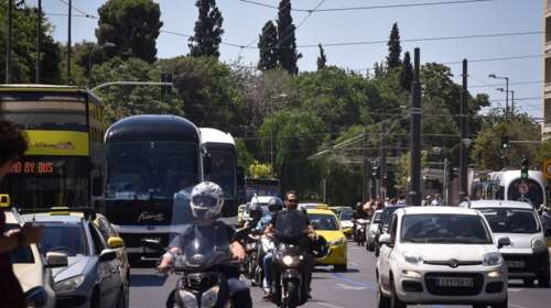 Ψηφίζεται στην Ολομέλεια της Βουλής το νομοσχέδιο για την οδήγηση από τα 17