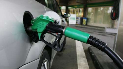 Φωτιά οι τιμές στα καύσιμα στην Βόρεια Ελλάδα - Εφτασε τα 2,5 ευρώ στην Κοζάνη η βενζίνη [βίντεο]
