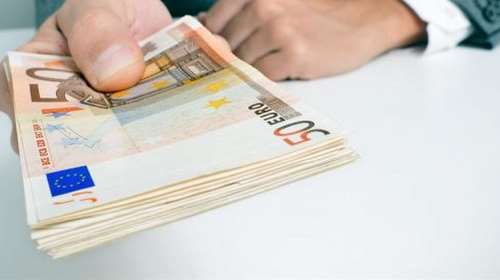 Στην 5η χειρότερη θέση της Ευρώπης η Ελλάδα για τους μισθούς - Οι μόνοι που βγάζουμε λιγότερα σε σχέση με το 2009