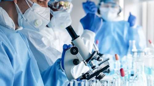 Κορονοϊός: Ο Μπάιντεν άνοιξε ξανά τον φάκελο της προέλευσής του - Οι δύο θεωρίες που εξετάζουν οι ΗΠΑ