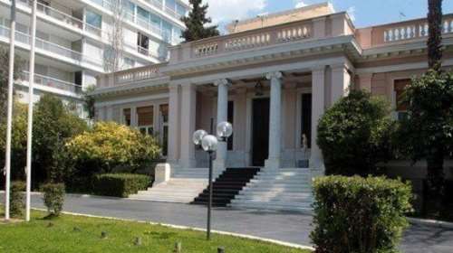 Κορονοϊός: Σύσκεψη στο Μέγαρο Μαξίμου για την αυστηρή τήρηση των μέτρων κατά της πανδημίας