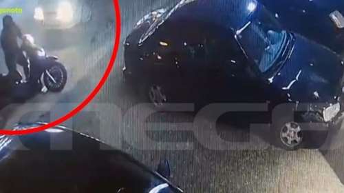 Ντοκουμέντο από τον άγριο ξυλοδαρμό στη Νέα Ερυθραία- Τον εμβόλισαν με το αυτοκίνητο και έπεσε σε καπό διερχόμενου ΙΧ