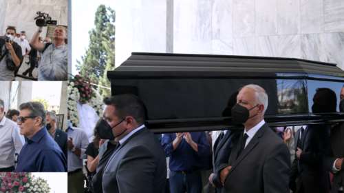 Κηδεία Ηλία Νικολακόπουλου: Το τελευταίο χειροκρότημα από δεκάδες πολίτες, πολιτικούς και δημοσιογράφους στο Α&#39; Νεκροταφείο [Εικόνες]