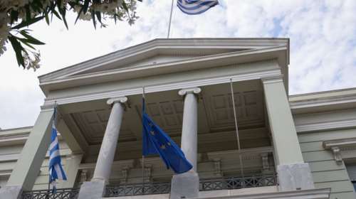 Σκληρή απάντηση Αθήνας στην τουρκική πρόκληση για τη Γενοκτονία των Ποντίων: &quot;Συμβιβαστείτε με την Ιστορία σας&quot;...