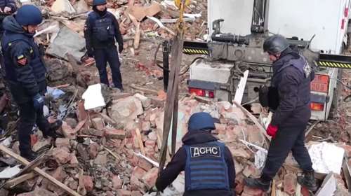 Ουκρανία: Ρωσικές επιθέσεις σε 5 σιδηροδρομικούς σταθμούς - Άγνωστος ο αριθμός θυμάτων