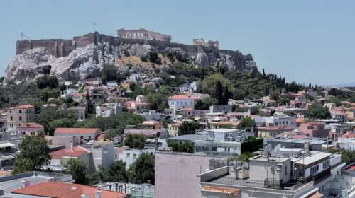 Η &quot;καυτή πατάτα&quot; του ΕΝΦΙΑ, η &quot;ταξική&quot; διάσταση και η πρόταση του Στέφανου Μάνου