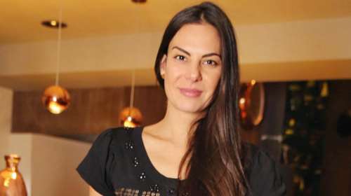 Βατίδου για Κούγια: Δούλευα μέχρι και σεζόν για να πηγαίνει ο αείμνηστος με τις γκόμενες τις δικηγορίνες στα μπουζούκια