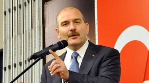 Νέα προπαγάνδα από τον  τούρκο ΥΠΕΣ: &quot;Η Ελλάδα επιχειρεί να κάψει μετανάστες με βενζίνη&quot;