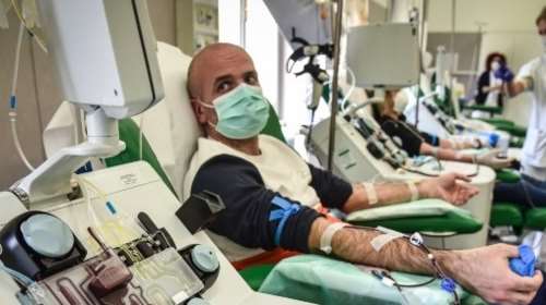 Κορονοϊός: Μακάβριο ρεκόρ στη Γαλλία με 833 νέους θανάτους -Στους 8.911 οι νεκροί από την πανδημία