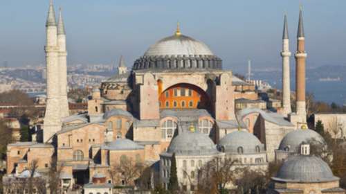 Σήμερα η προσευχή - πρόκληση του Ερντογάν για την άλωση της Πόλης στην Αγιά Σοφιά