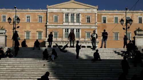 Κορονοϊός: Υφεση ρεκόρ -16% το β&#39; τρίμηνο λόγω καραντίνας - Οι δύο παράγοντες που περιορίζουν τη ζημιά