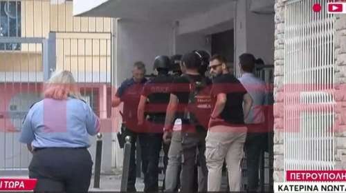 Πετρούπολη: Απίστευτη γκάφα - Συνέλαβαν λάθος άνθρωπο για τον ξυλοδαρμό της 46χρονης στη μέση του δρόμου