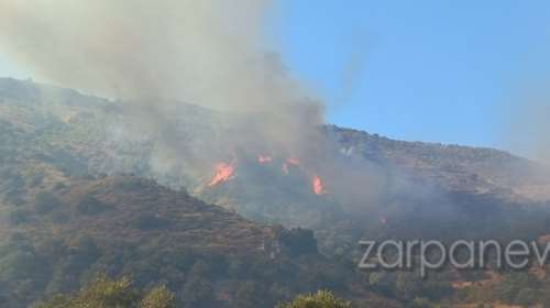 Χανιά: Δύσκολη η κατάσταση με τη φωτιά στο Σέλινο - Καίει ανεξέλεγκτη - Εκκενώνονται οικισμοί - Δυνατοί άνεμοι στην περιοχή