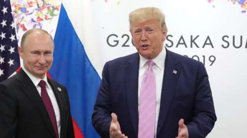 Επικοινωνία Τραμπ - Πούτιν: &quot;Θετική&quot; και &quot;παραγωγική&quot; λέει το Κρεμλίνο -  &quot;Δεν θα οδηγήσει άμεσα σε ειρήνη&quot;