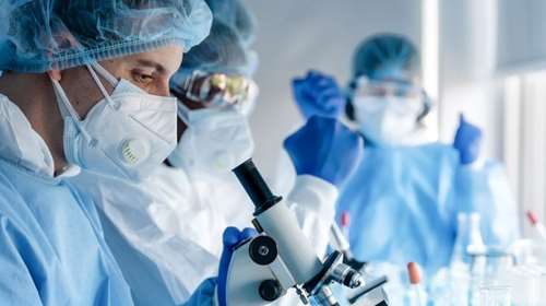 Μετάλλαξη Όμικρον: Τι είναι η παραλλαγή "stealth" που δεν ανιχνεύεται από μοριακά τεστ και προκαλεί ανησυχία