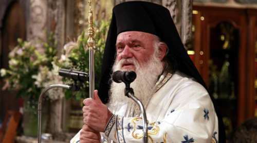 Σαφές μήνυμα Ιερώνυμου στους αρνητές κληρικούς: &quot;Όποιος διαφωνεί με τη γραμμή της Εκκλησίας να αποσυρθεί στο σπίτι του&quot;