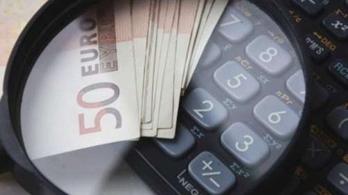 Θα πάρουν αύξηση όσοι δεν αμείβονται με τον κατώτατο μισθό; Περίπου δύο εκατ. οι &quot;δυσαρεστημένοι&quot; εργαζόμενοι