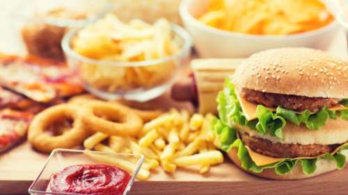 Ποια διατροφή προστατεύει από τον καρκίνο του πνεύμονα, ειδικά τους καπνιστές - Ο ρόλος των λιπαρών