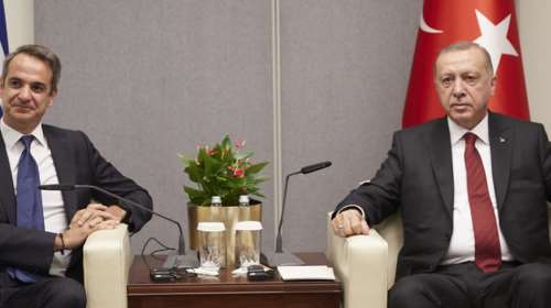 Τηλεφωνική επικοινωνία Μητσοτάκη - Ερντογάν: Στήριξη των γειτονικών χωρών για τους Αφγανούς πρόσφυγες