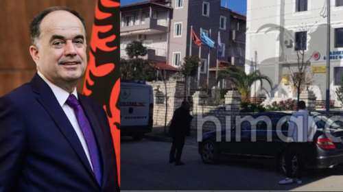 Καταγγελία για προκλήσεις του Αλβανού Προέδρου: Απαίτησε να κατέβει η ελληνική σημαία σε μειονοτικό χωριό [Βίντεο]