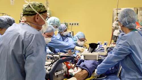 Κορονοϊός: 727 νεκροί το τελευταίο 24ωρο στην Ιταλία, 4.782 νέα κρούσματα