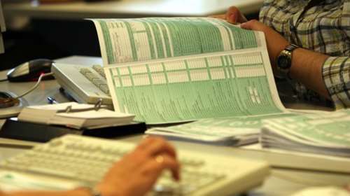 Μείωση φόρων έως και 60% για ένα εκατομμύριο ελεύθερους επαγγελματίες - Αναλυτικά παραδείγματα