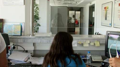 Ένα προς ένα τα νέα μέτρα που ανακοίνωσε ο Μητσοτάκης – Οι νέοι συντελεστές της προκαταβολής φόρου