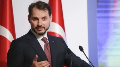 Μυστήριο η παραίτηση του Τούρκου ΥΠΟΙΚ και γαμπρού του Ερντογάν - Η περίεργη ανάρτηση και η κατάρρευση της τουρκικής λίρας