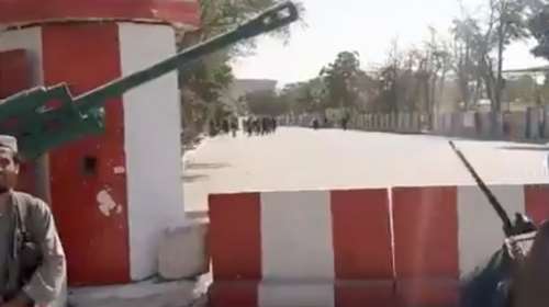 Αφγανιστάν: Σε συναγερμό η Αθήνα - Ανησυχία για 500.000 πρόσφυγες