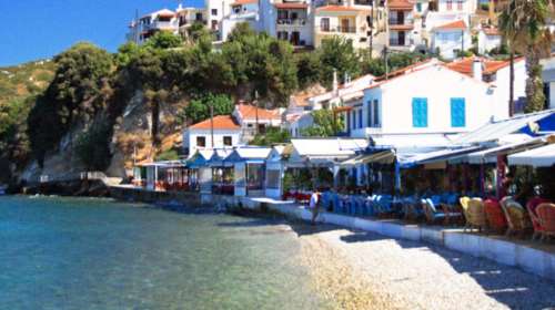 Πότε θα ταξιδέψουμε στα νησιά: Οι τρεις φάσεις απελευθέρωσης της μετακίνησης  [βίντεο]