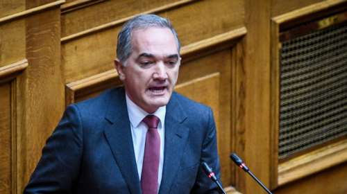 Η πρώτη δήλωση Σαλμά μετά τη αναμενόμενη διαγραφή του: &quot;Με διαγράφει ο Μητσοτάκης για να στείλει μήνυμα στους άλλους&quot;