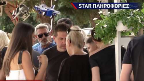 Χαλκιδική: Ράγισαν καρδιές στο μνημόσυνο του 19χρονου - Τραγική φιγούρα η μητέρα του - Την εξαίρεση ενός δικαστικού ζήτησε ο πατέρας [εικόνες - βίντεο]