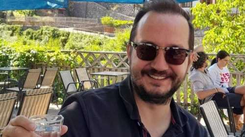 Θάνατος Β. Καλογήρου: Η οικογένεια διέψευδε αρχικά ότι έπαιρνε ψυχοφάρμακα - Αντιφάσεις στην καταγγελία αρπαγής του