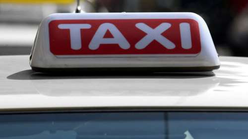 Απίστευτο περιστατικό: Τρόμος για οδηγό ταξί στην εθνική οδό - Δέχτηκε αδέσποτη σφαίρα