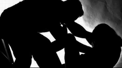 Θεσσαλονίκη: Υποσχόταν καριέρα μοντέλου σε 24χρονη για να την εξωθήσει στην πορνεία και να τη βιάσει