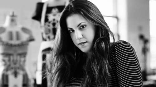 Νιώθουμε μεγάλο κενό: Η Μαίρη Κατράντζου αποτίει φόρο τιμής στη βασίλισσα Ελισάβετ