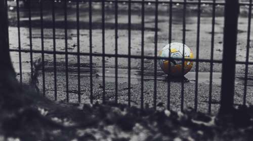 Σοκ και αποτροπιασμός: Καθηγητής στη Σάμο έστελνε χυδαία μηνύματα σε 13χρονους- &quot;Τρελαίνομαι για πόδια&quot;