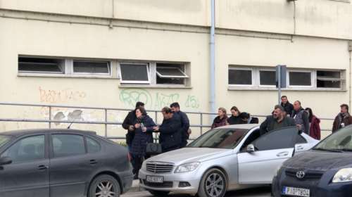 Το δράμα των γονιών που πρέπει να αναγνωρίσουν τα νεκρά παιδιά τους - &quot;Πού είναι το κορίτσι μου;&quot; φώναζε μάνα [εικόνες-βίντεο]