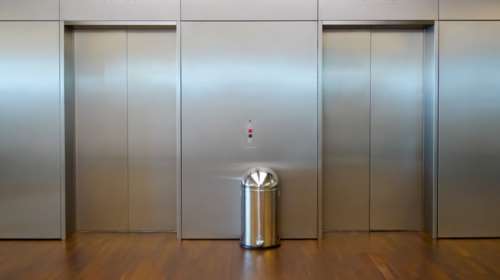 Ανελκυστήρες: Παράταση για την απογραφή στο Ψηφιακό Μητρώο έως τον Ιούνιο του 2026