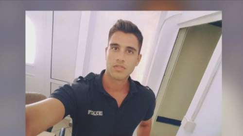 Βαγγέλης Μπαταρλής: Πώς ο βραβευμένος αστυνομικός έσωσε τρία κακοποιημένα παιδιά από τα χέρια του πατέρα τους