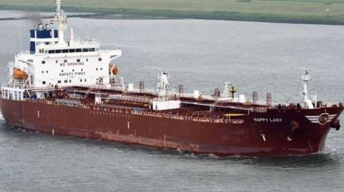 Εγκλωβισμένοι επί 15 μήνες σε πλοίο ανοιχτά της Κίνας εννιά Ελληνες ναυτικοί