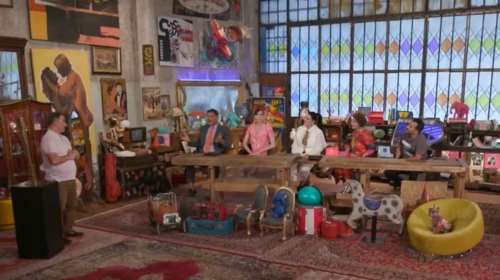 Αντιδράσεις για τον Πύρρο Δήμα που έβγαλε στο &quot;σφυρί&quot; την Ολυμπιακή Δάδα στην τηλεοπτική εκπομπή &quot;Cash or Trash&quot; [βίντεο]