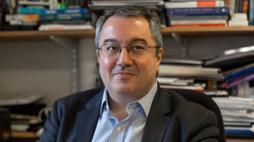 Μόσιαλος: Δεν περιμένουμε πολλά εισαγόμενα κρούσματα το καλοκαίρι [Βίντεο]