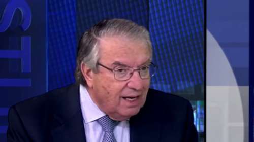 Κόντρα με χιούμορ μεταξύ Μπαμπινιώτη και Χαντζόπουλου: &quot;Είσαι Μικρούτσικος&quot; - &quot;Κι εσύ Πανδοχεύς&quot;