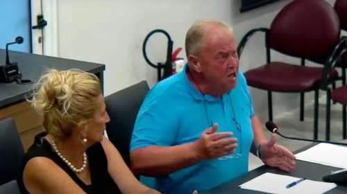 Σάλος στον Δήμο Δέλτα: &quot;Αν δεν μπορείς να αποφύγεις τον βιασμό, κοίταξε να τον ευχαριστηθείς&quot;, δηλωσε επικεφαλής παράταξης