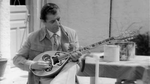 Τα &quot;βραχάκια&quot; του Μπιθικώτση: Η άγνωστη γαλάζια φτωχογειτονιά του Σερ του Ελληνικού πενταγράμμου.[βίντεο]