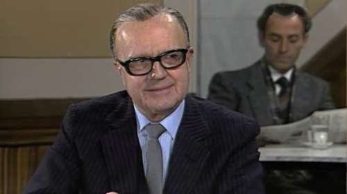 Viral το βίντεο του Δημήτρη Μυράτ: &quot;Παραιτήθηκα από το Εθνικό Θέατρο όταν βγήκα ραντεβού με μαθήτρια μου&quot;